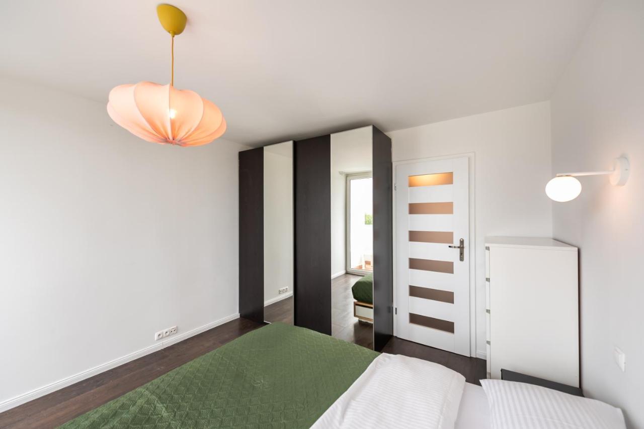 ורשה Saska Kepa Green Apartment מראה חיצוני תמונה