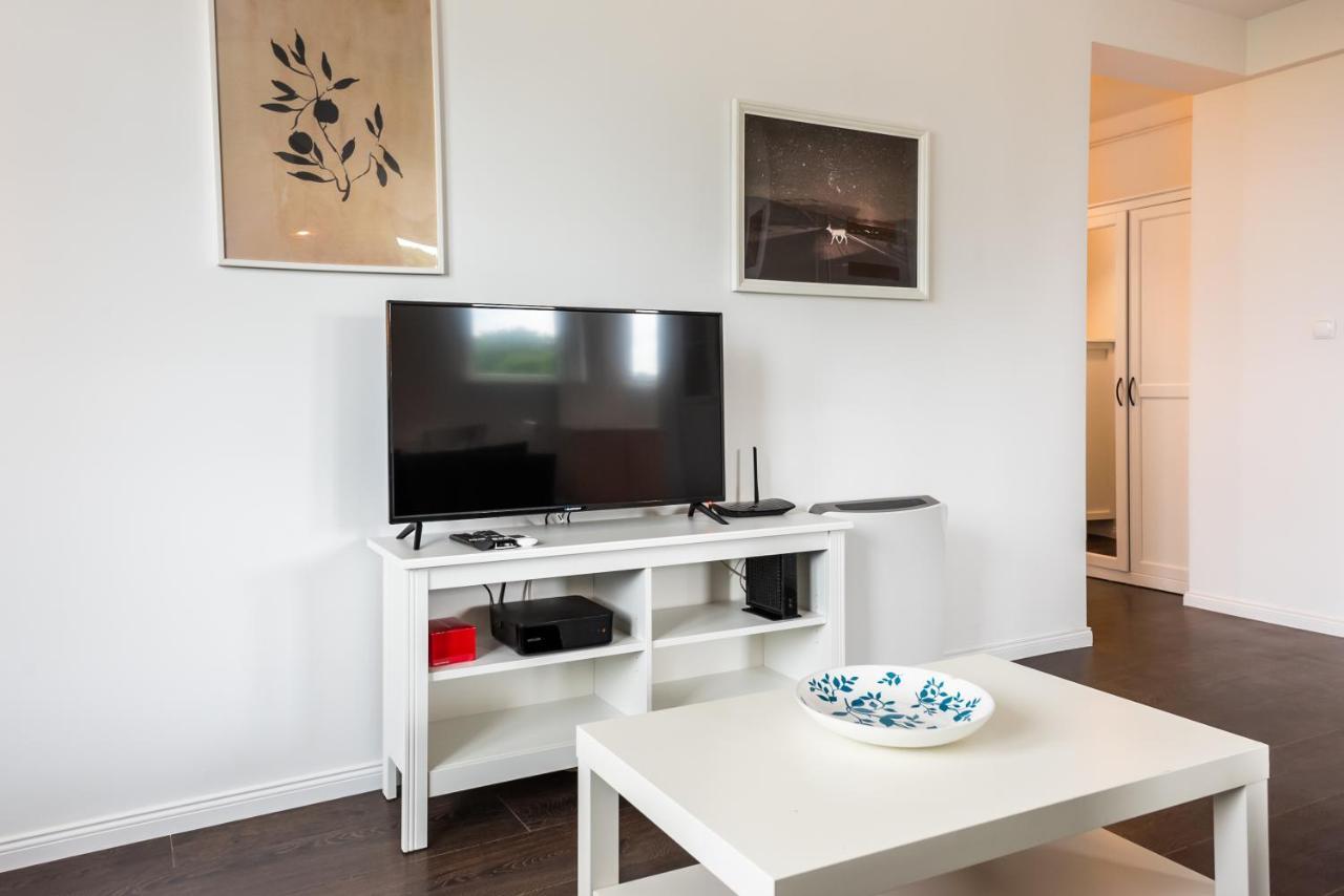 ורשה Saska Kepa Green Apartment מראה חיצוני תמונה