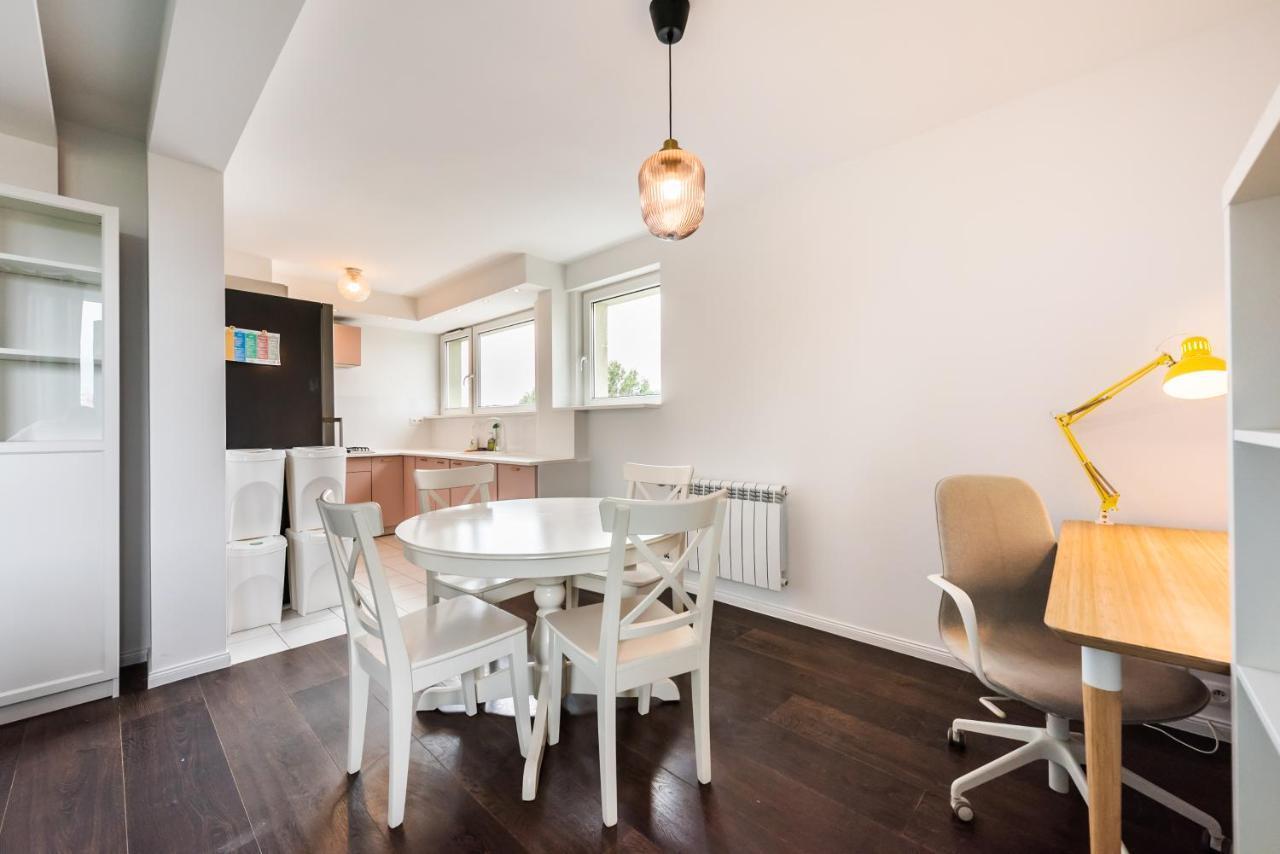 ורשה Saska Kepa Green Apartment מראה חיצוני תמונה